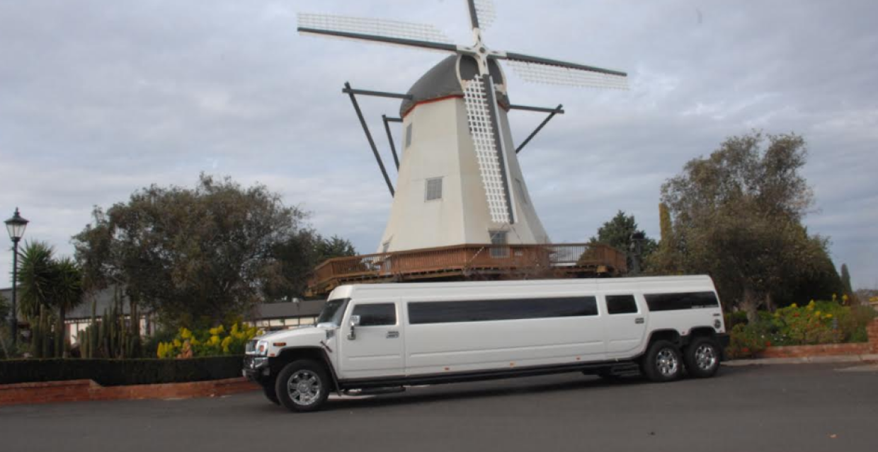 White Hummer Limousine Melbourne